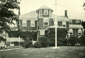 Maugus Club building